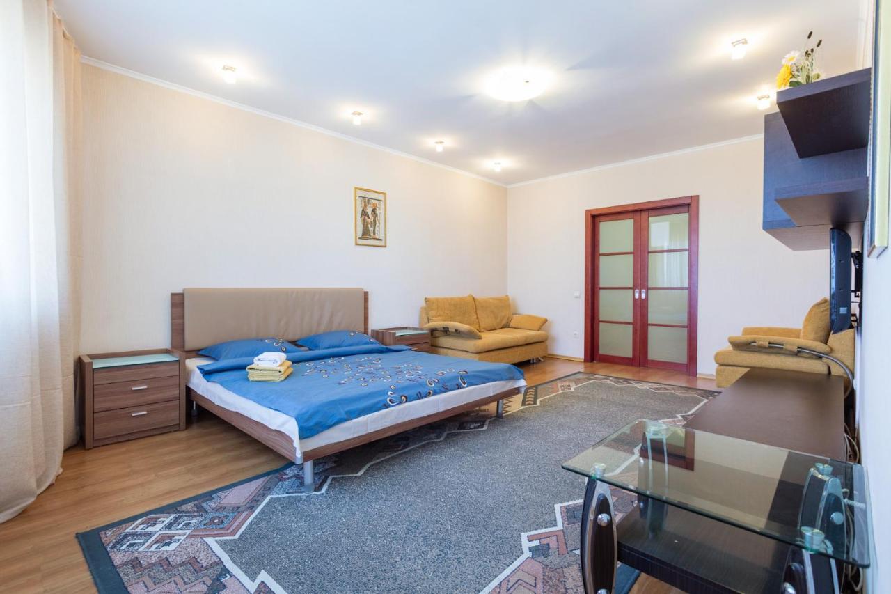 Apartments On Darnitsa Kiev Dış mekan fotoğraf